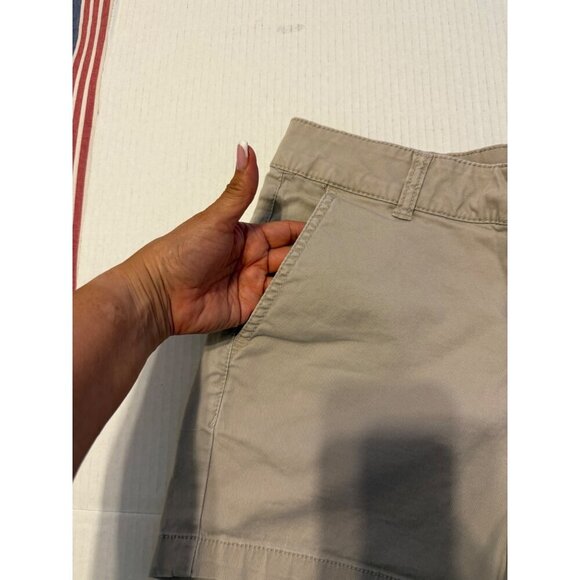 Sonoma Women's Mid Rise Straight Shorts Tan 4 Pockets Size 8 - Picture 6 of 15